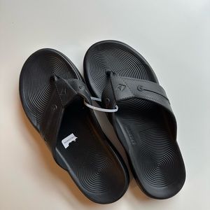 Sperry Flip Flops